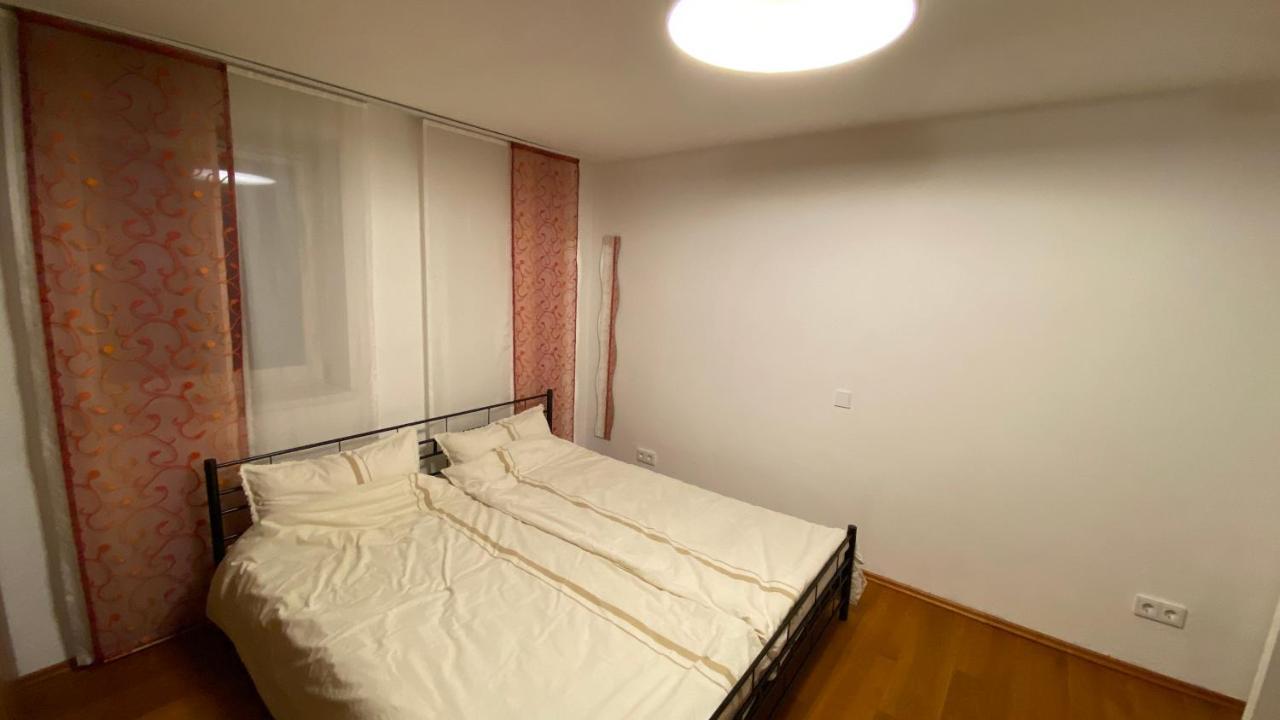 Fewo Luxus Wohnung Im Eigenen Ferienhaus, 120 Qm, Naehe Regensburg Mit Balkon, Terrasse & Garten, Gute Zuganbindung Laber Zewnętrze zdjęcie
