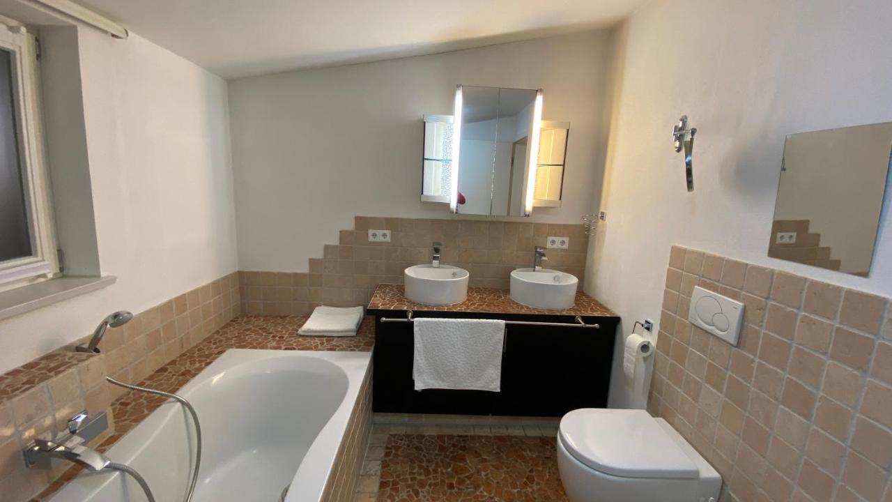 Fewo Luxus Wohnung Im Eigenen Ferienhaus, 120 Qm, Naehe Regensburg Mit Balkon, Terrasse & Garten, Gute Zuganbindung Laber Zewnętrze zdjęcie