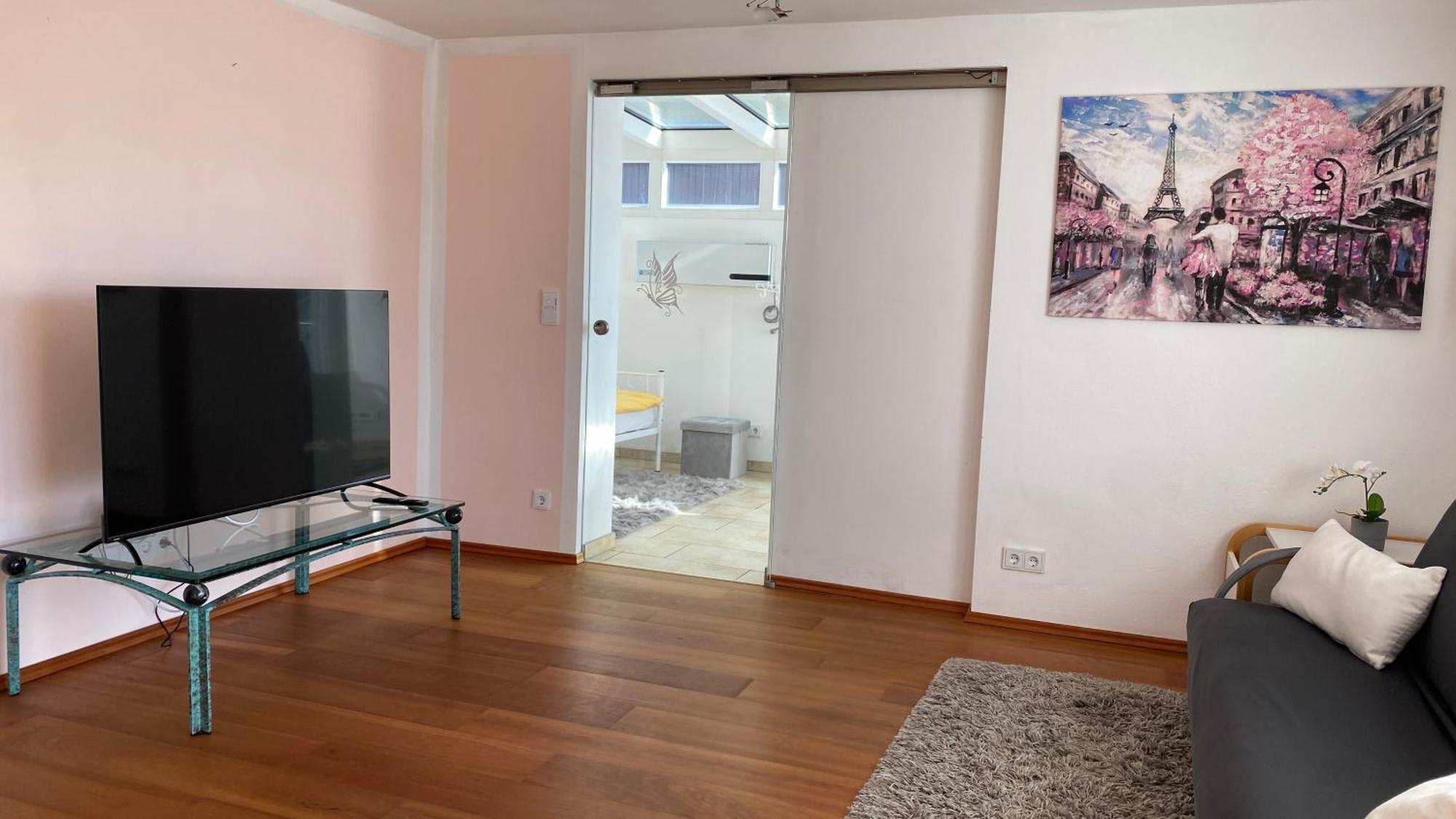Fewo Luxus Wohnung Im Eigenen Ferienhaus, 120 Qm, Naehe Regensburg Mit Balkon, Terrasse & Garten, Gute Zuganbindung Laber Zewnętrze zdjęcie